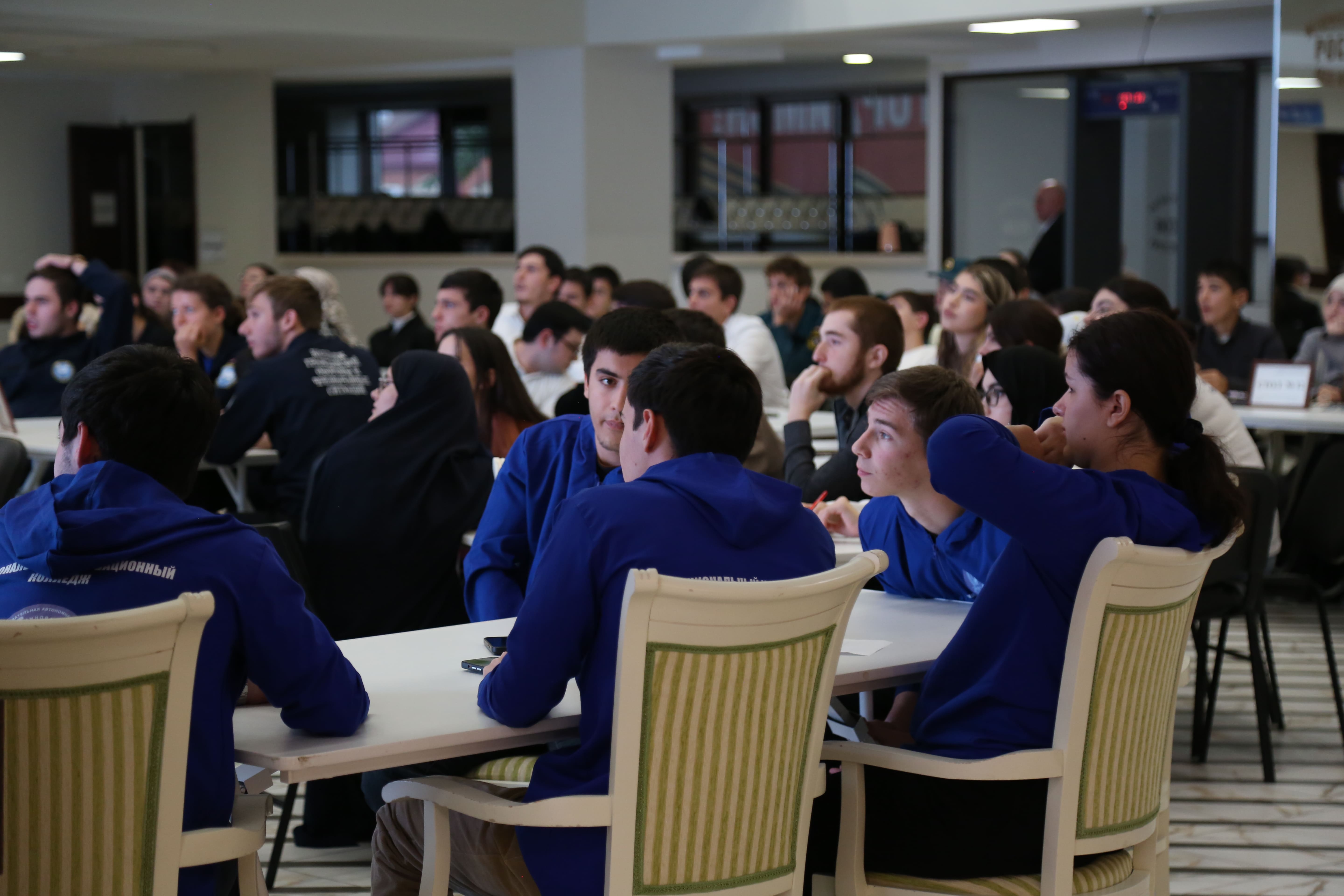 Интеллектуальная игра Брейн-ринг «Махачкала в потоке истории»