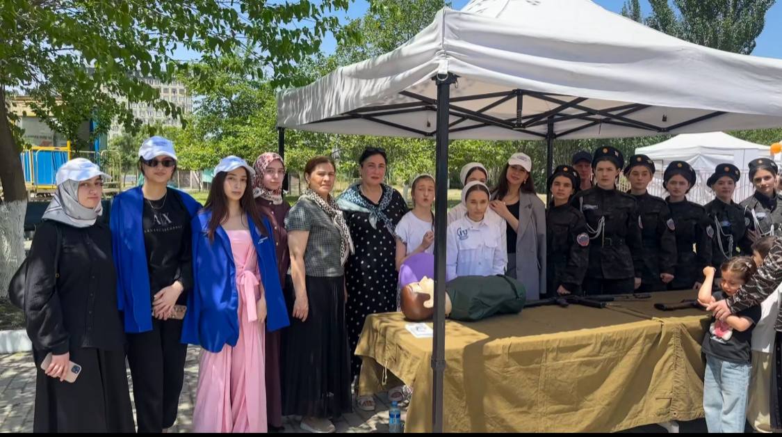 Национальный инновационный колледж принял участие в празднике ко Дню защиты детей и Дню рождения фонда «Защитники Отечества»