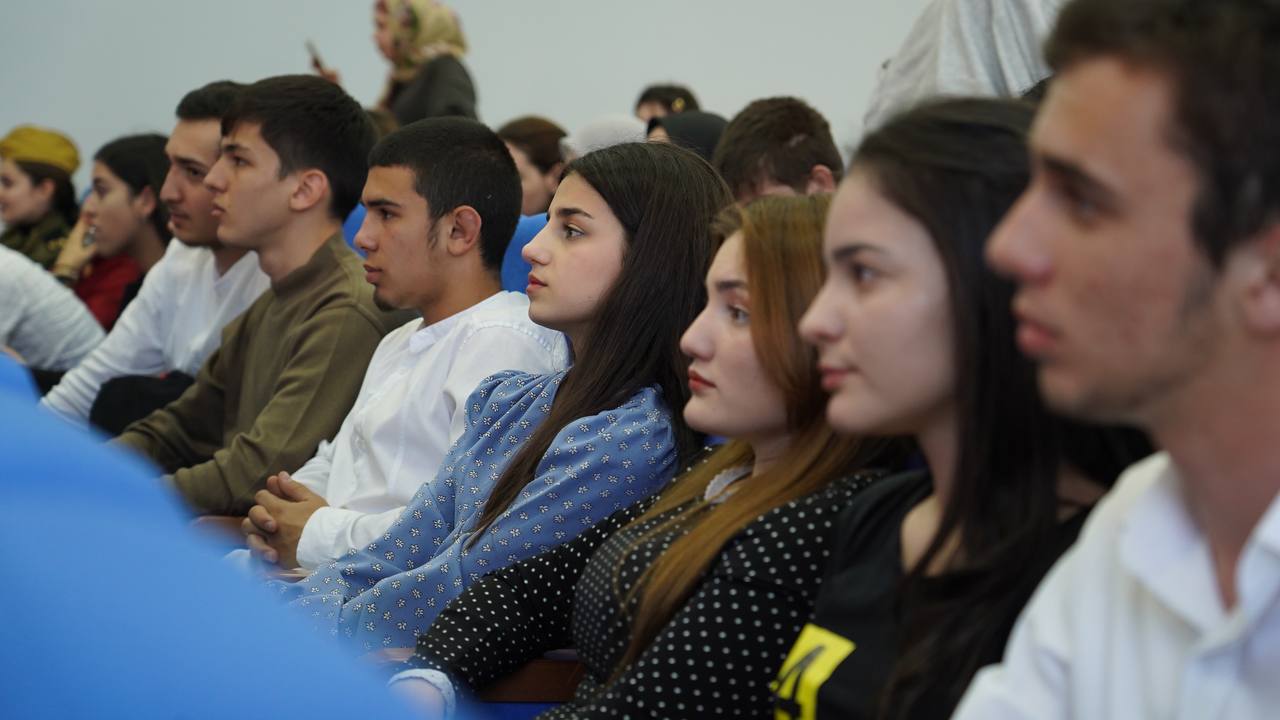 Конкурс военно-патриотической песни «Эхо военных лет»