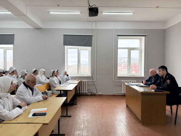 Профилактическая беседа "Противодействие экстремизму и терроризму и уголовная от...