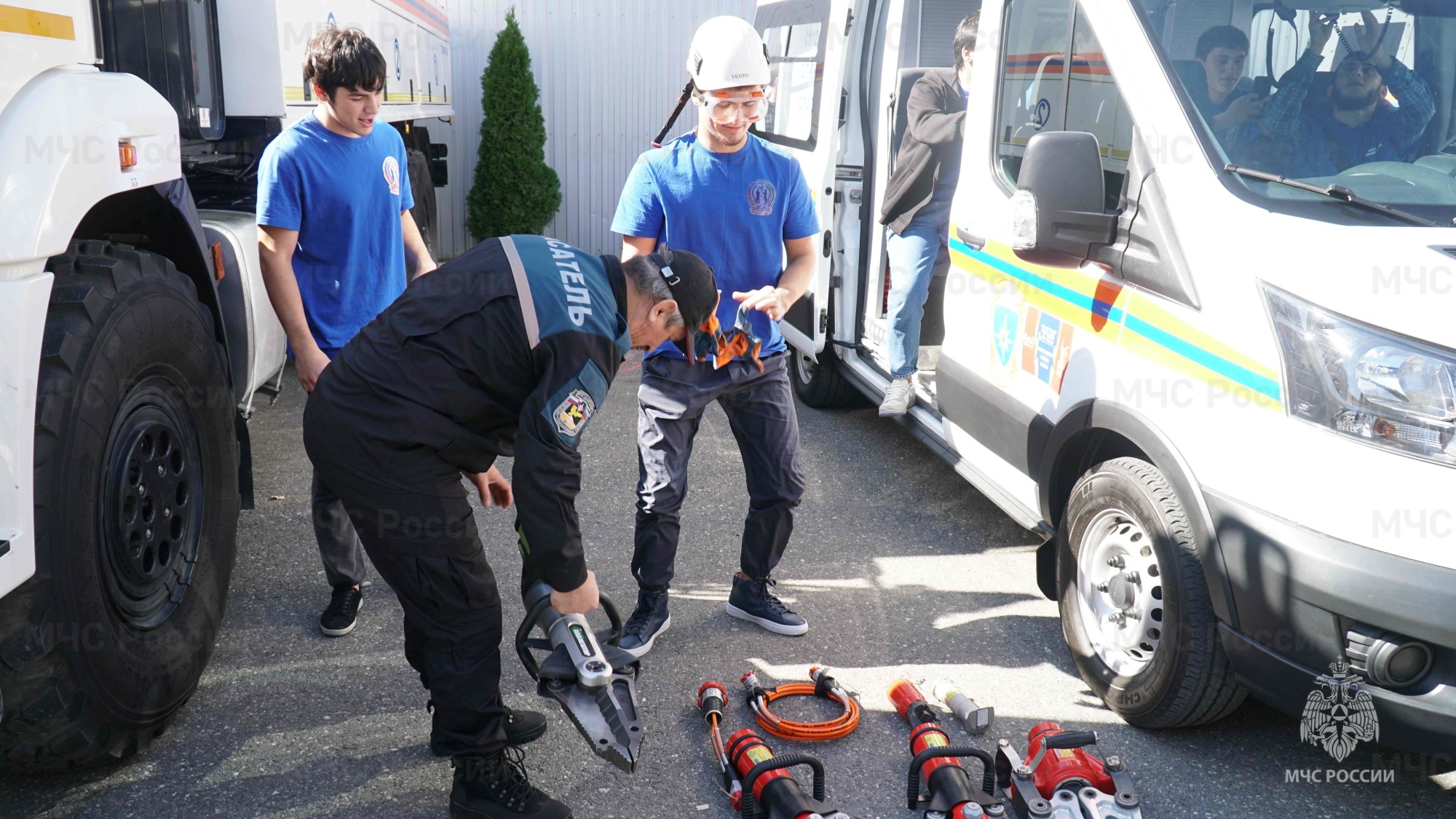 "Предотвращение, спасение, помощь"