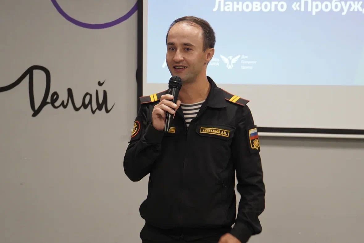 Студенты Национального инновационного колледжа стали первыми на «Посту номер 1»