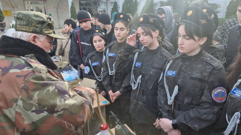 Студенты ПОАНО «НИК» отряда "Молодая Гвардия" приняли участие в квесте по начальной военной подготовке