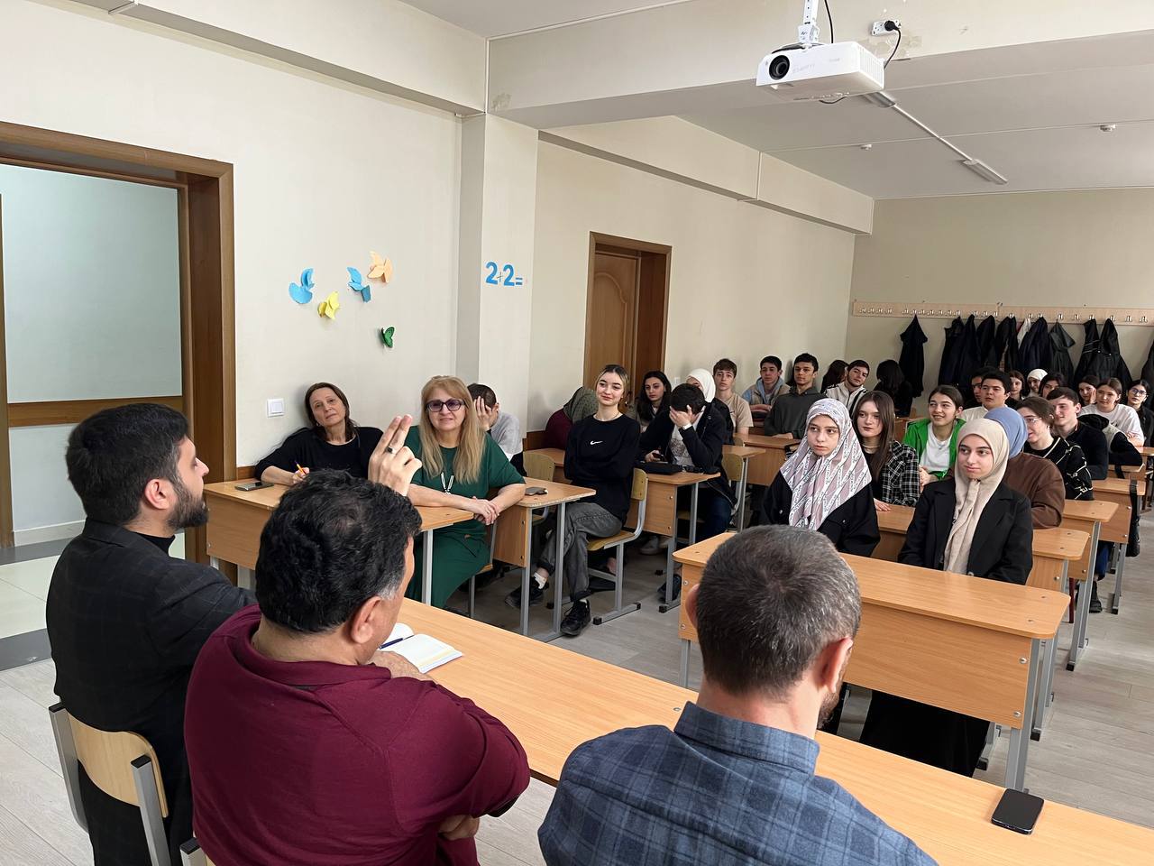 В Национальном инновационном колледже прошел тренинг по социальному проектированию