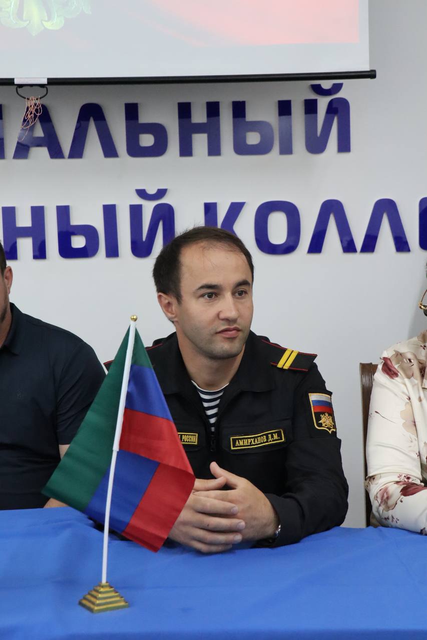 В ПОАНО «Национальный инновационный колледж» прошло мероприятие  «Защитники родины», посвящённое дню России и совместной встречи обучающихся-детей с д...